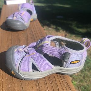 Keens shoes! Purpler, durable and super cute